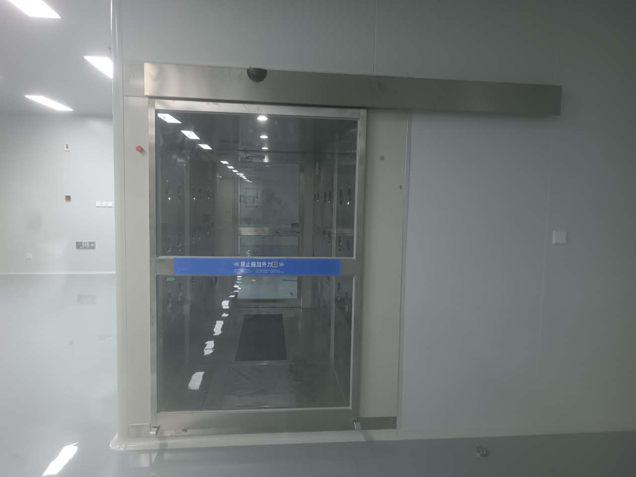 平移门风淋室